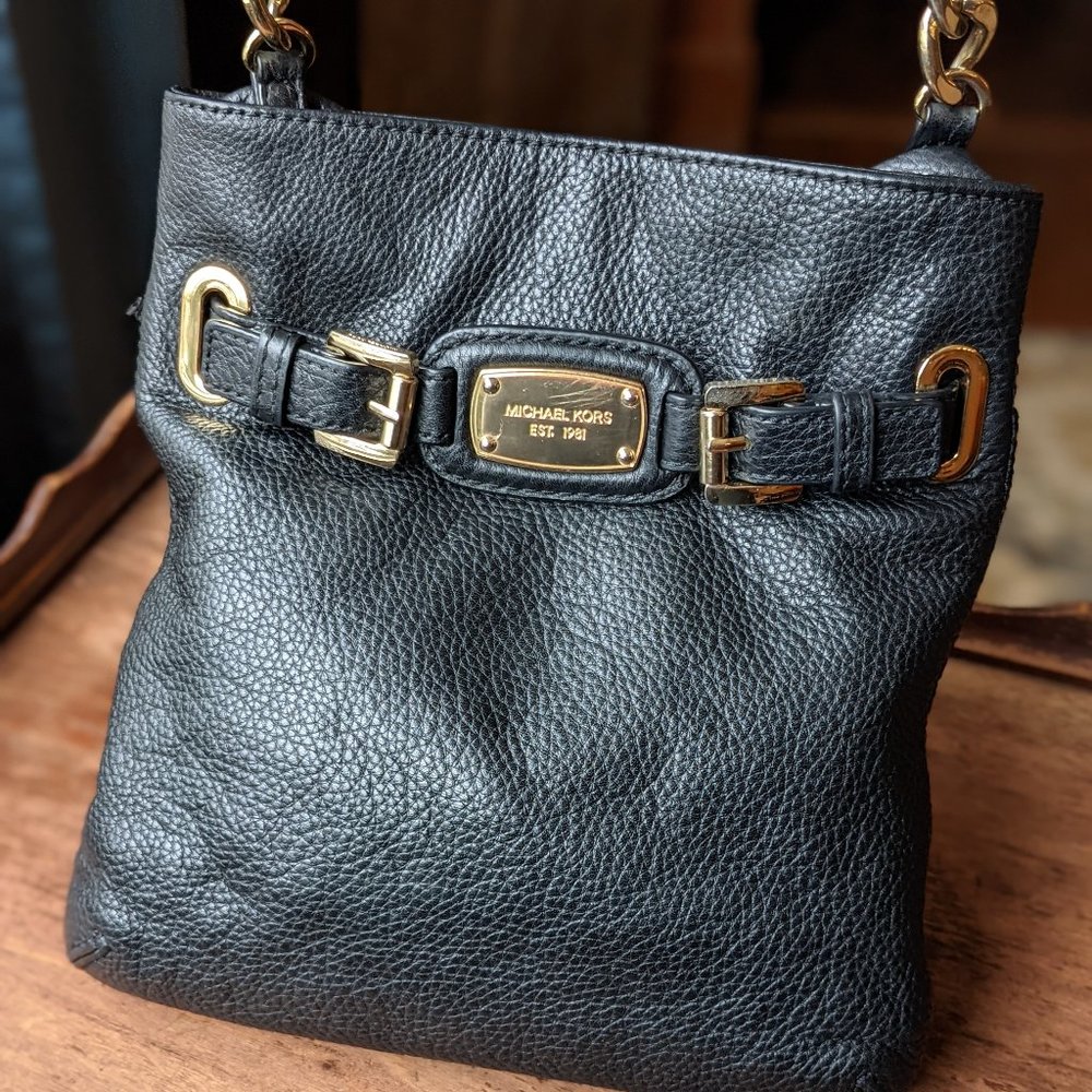 Michael Kors black leather crossbody w/ gold accents